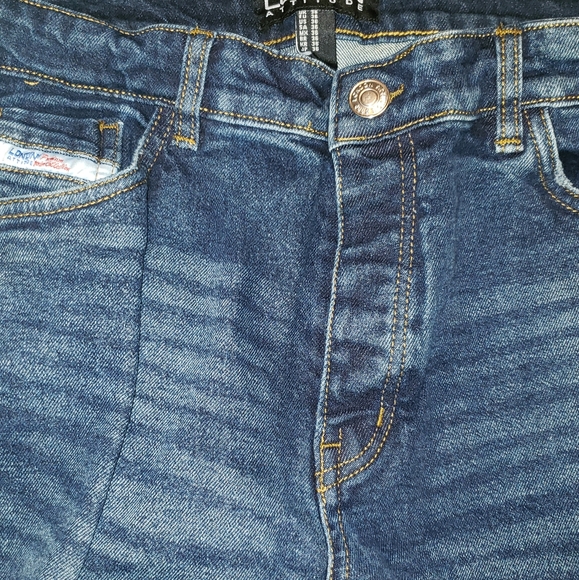 Men's Distressed Blue Denim Jeans By  London Attitude Size 36 - Picture 3 of 5